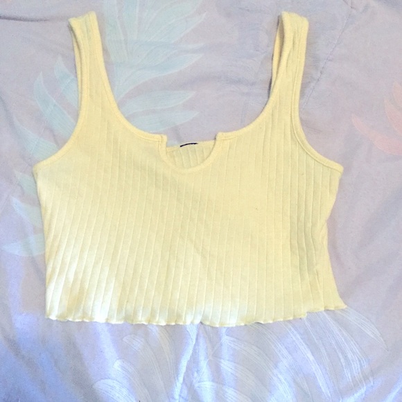 yellow notch crop tank - Picture 1 of 2
